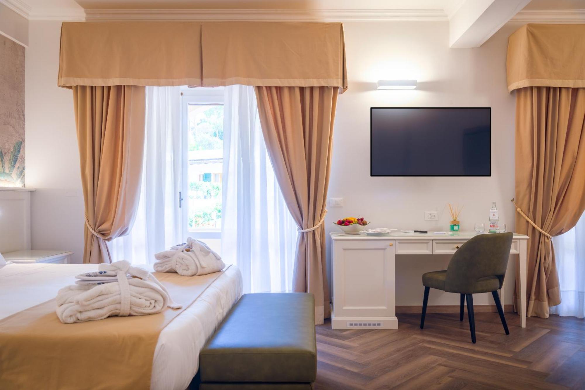 Hotel Villa Ottone Portoferraio Kültér fotó