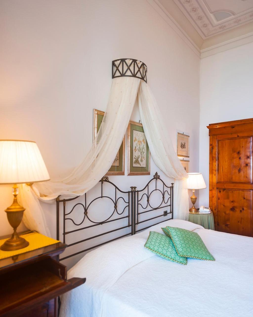 Hotel Villa Ottone Portoferraio Kültér fotó